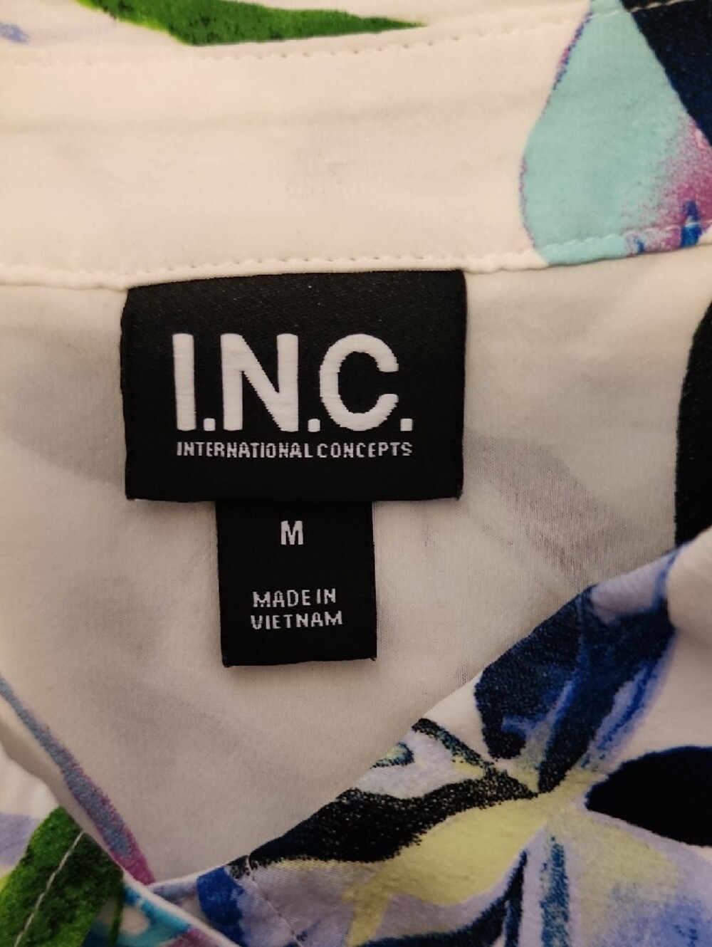 INC International Concepts White Sleeveless Floral Button-Front Top - Picture 4 of 5